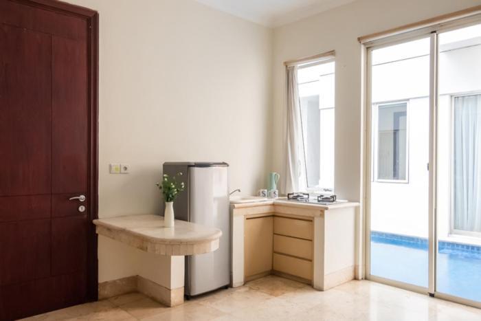 Twospaces Living At The Unit Residence Джакарта Экстерьер фото